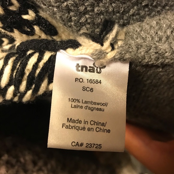 TNA Aritzia Sea to Sky Cardigan with Deer Detail - Picture 5 of 5